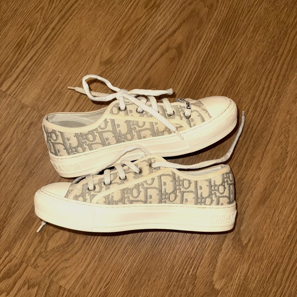 DIOR Women's Walk'n'Dior Sneaker Stone Grey / White Size (US 7.5)